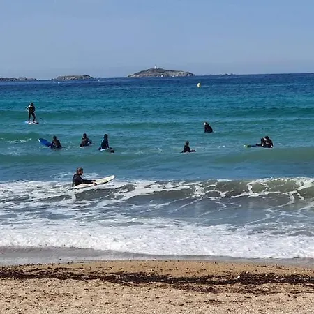 T2 Six Fours Cap Negre,1 Mn A Pied De La *