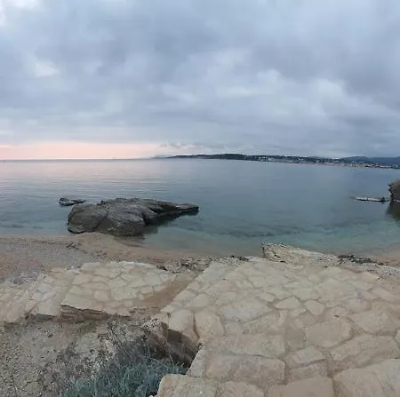 Apartment T2 Six Fours Cap Negre,1 Mn A Pied De La Six-Fours-les-Plages