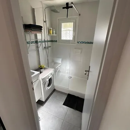 T2 Six Fours Cap Negre,1 Mn A Pied De La Apartament *